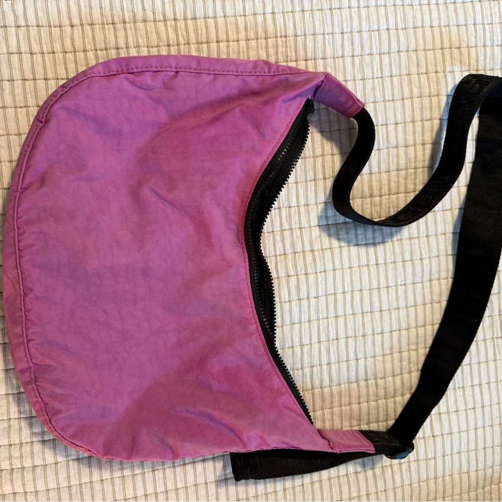 BAGGU Vibrant Pink Shoulder Bag